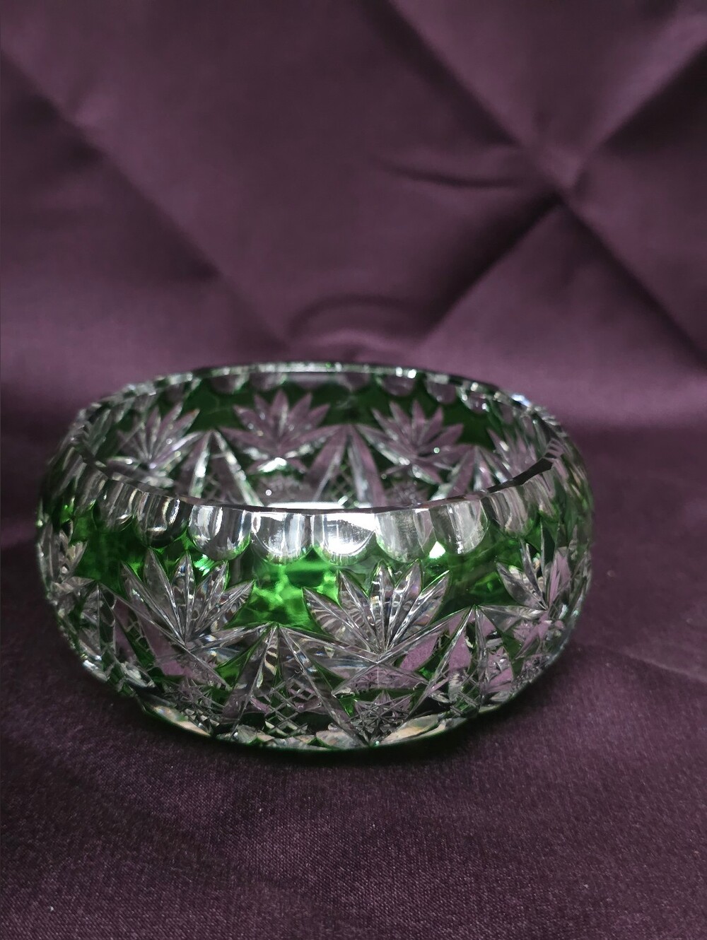 Vintage Bohemian Star Emerald Green Cut To Clear Crystal Bowl 4"